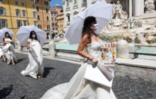 Khawatir corona, Italia Larang wisatawan Masuk