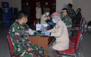 Peringati HUT ke-70, Lantamal III Donor Darah